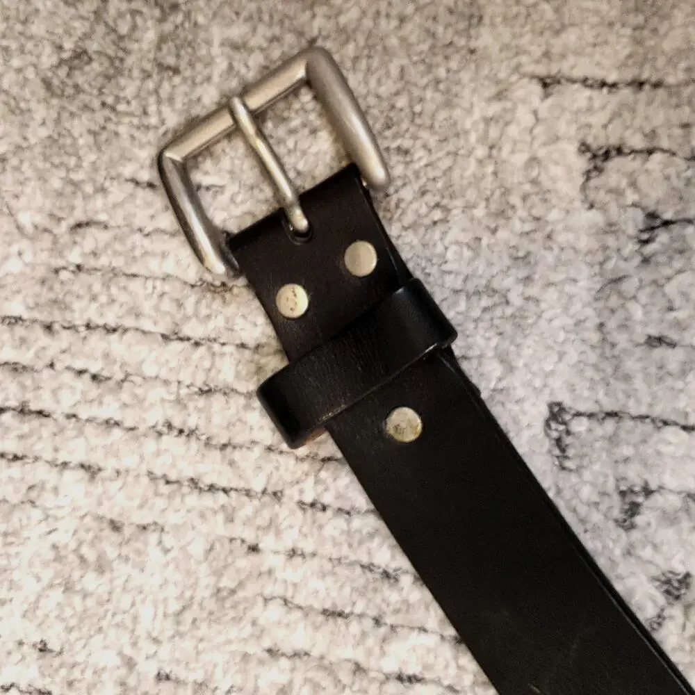 Black Genuine Leather Belt Size 40 Silver Tone Buckle Classic Men’s